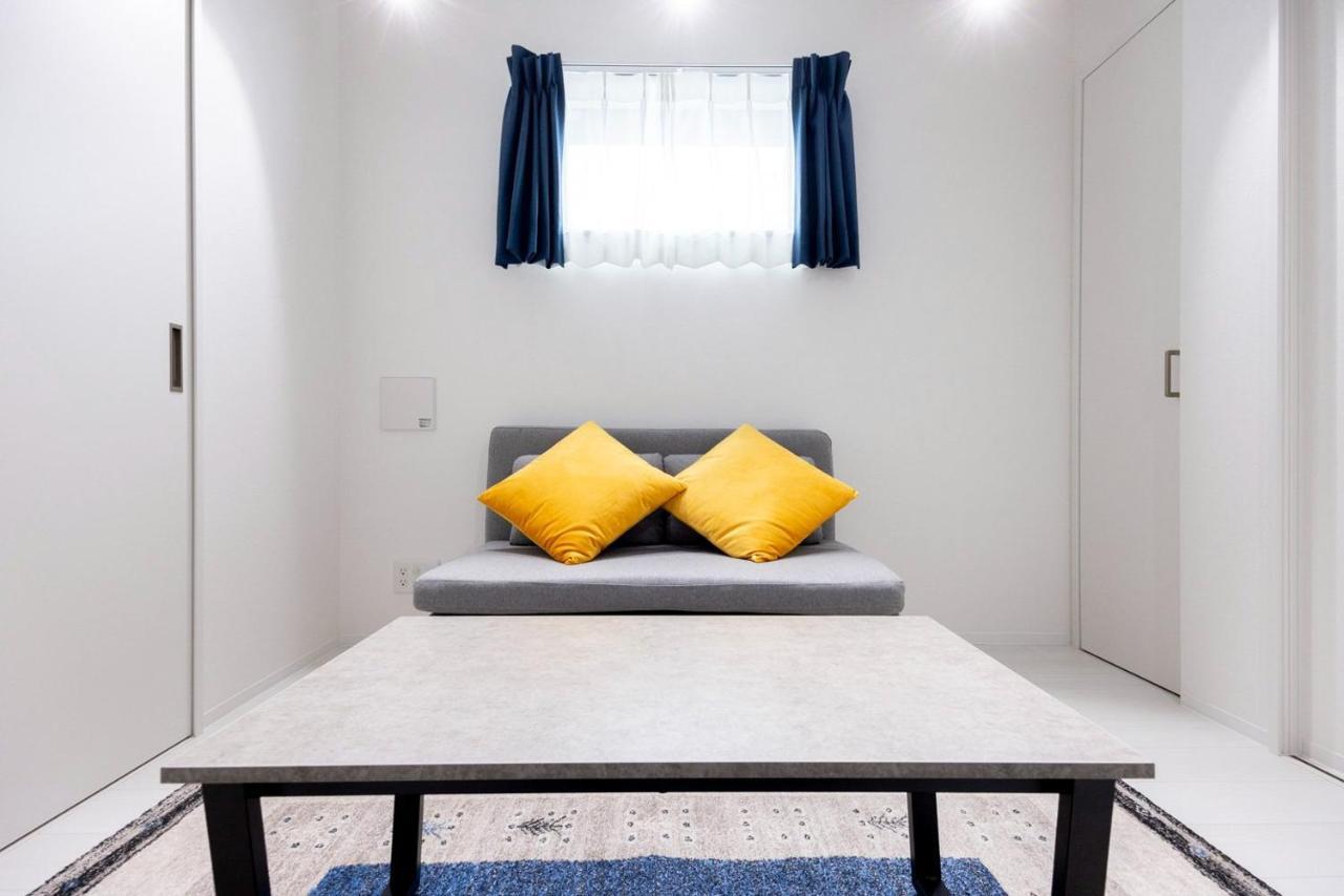Legend Court Hikifune Apartment *